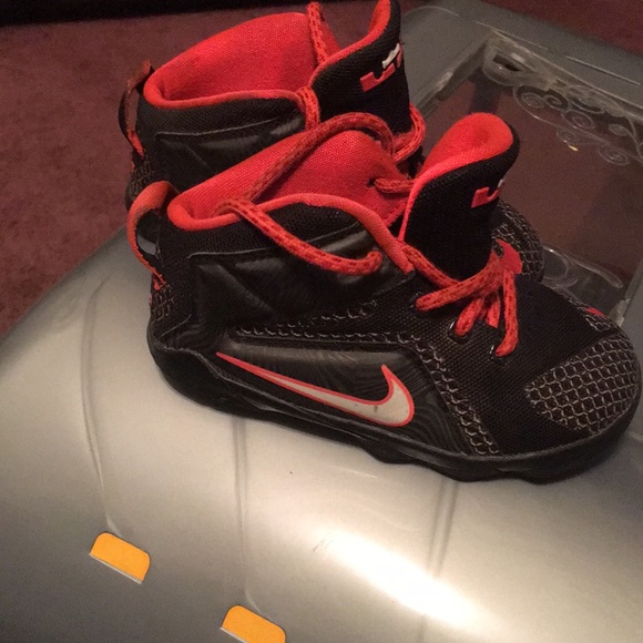 toddler lebron james shoes